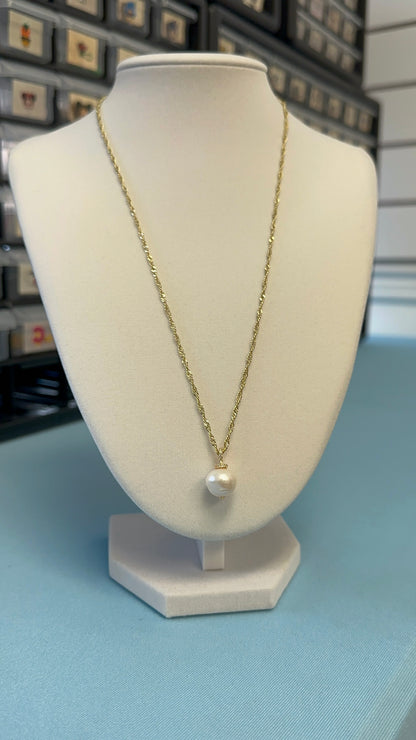 Large Freshwater Pearl CZ pendant