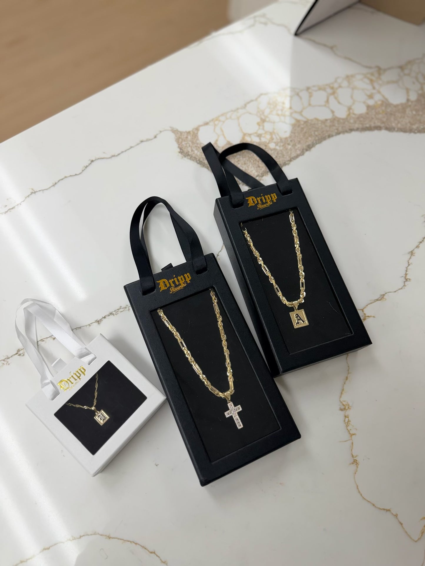 Small Hawaiian Heirloom Pendant