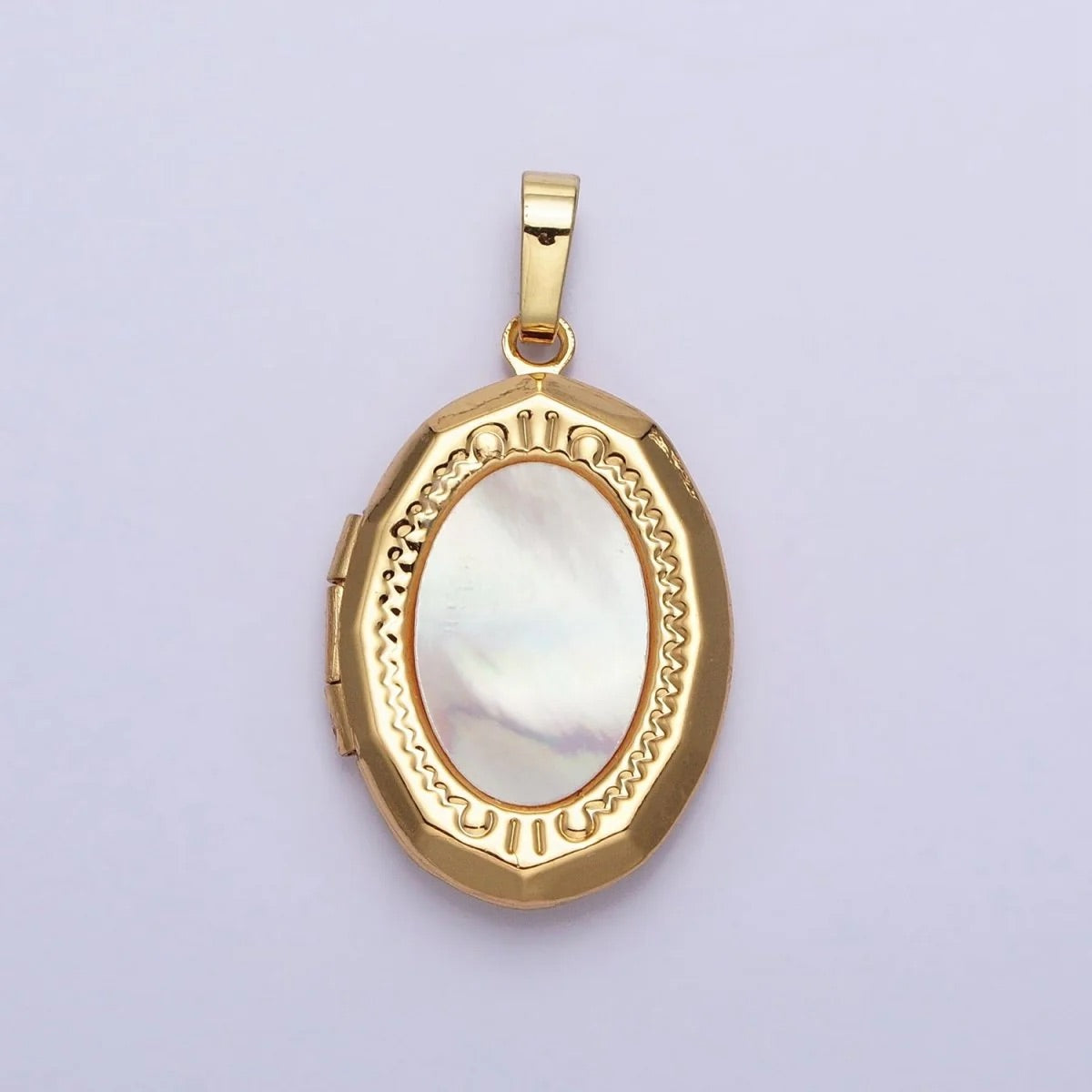 Pearl Oval Locket Pendant